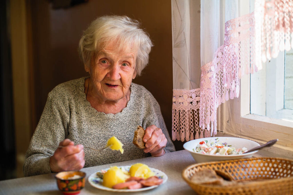 5 Meals for Elderly People Who Can’t Chew