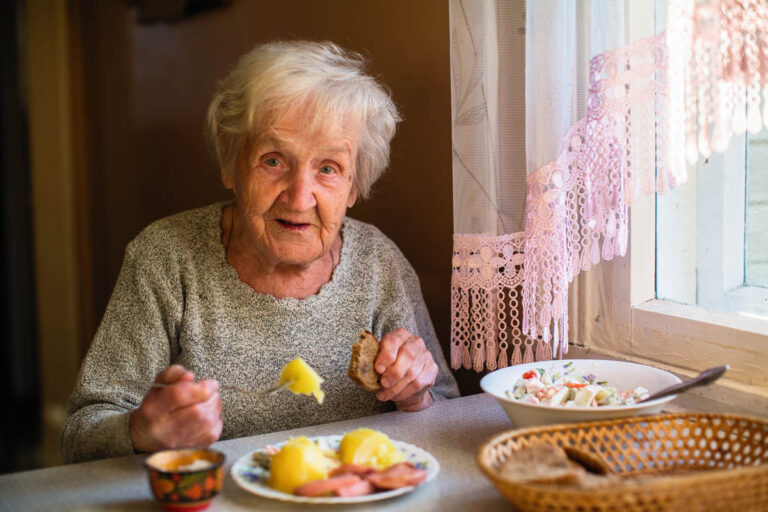 5 Meals for Elderly People Who Can’t Chew