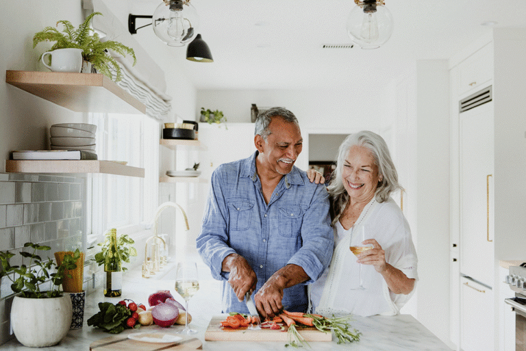 What Are the Benefits of Senior Independent Living for Couples?